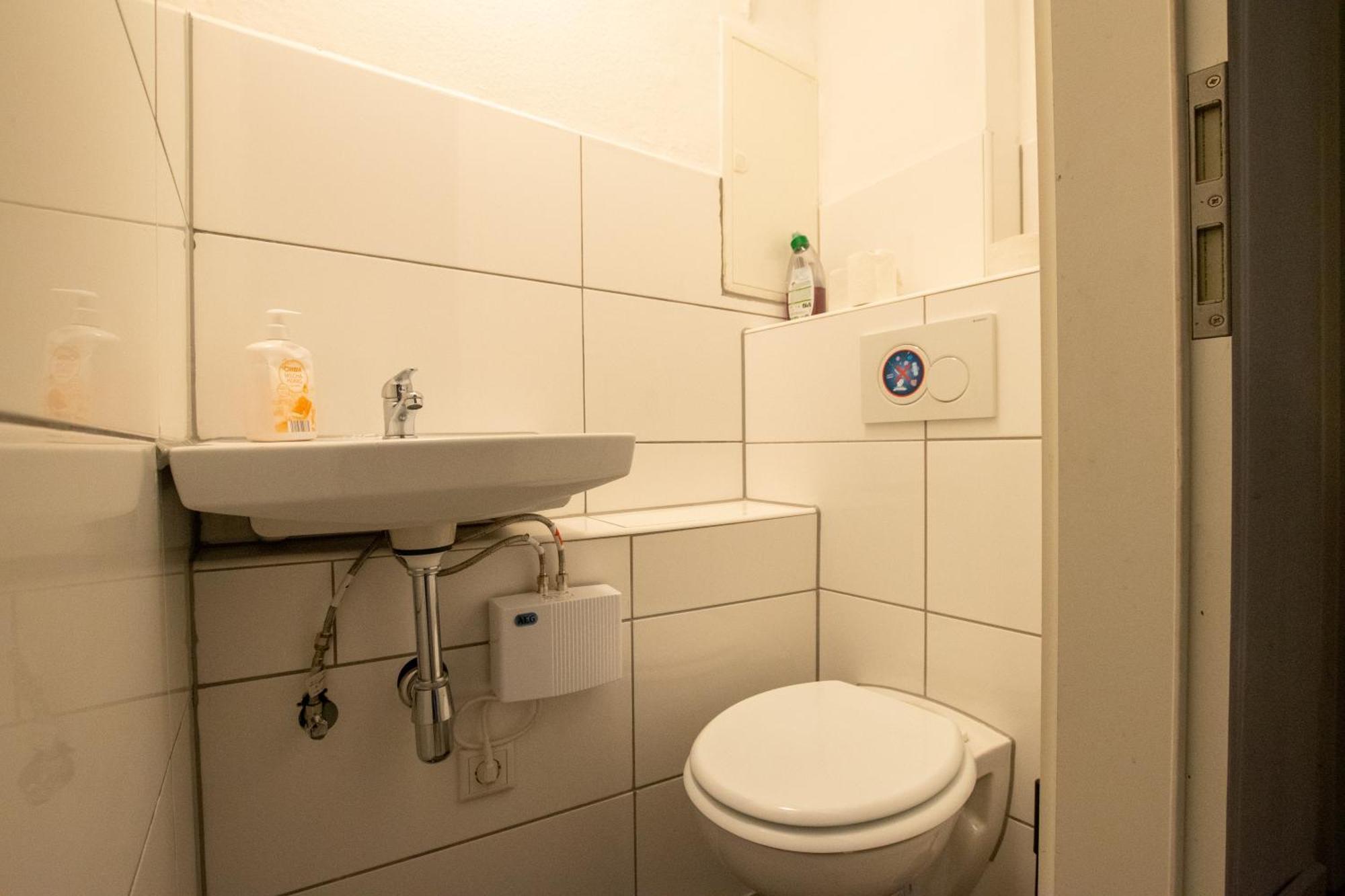 Spacious House Dusseldorf Phòng bức ảnh
