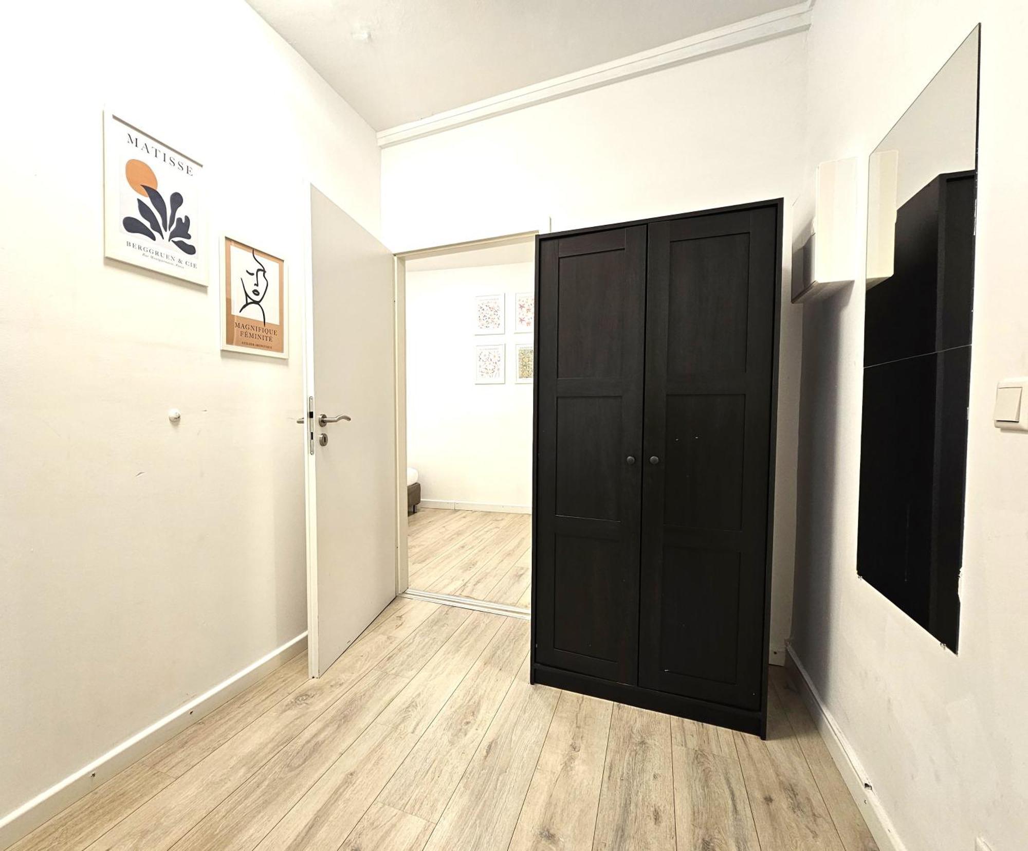 Spacious House Dusseldorf Phòng bức ảnh