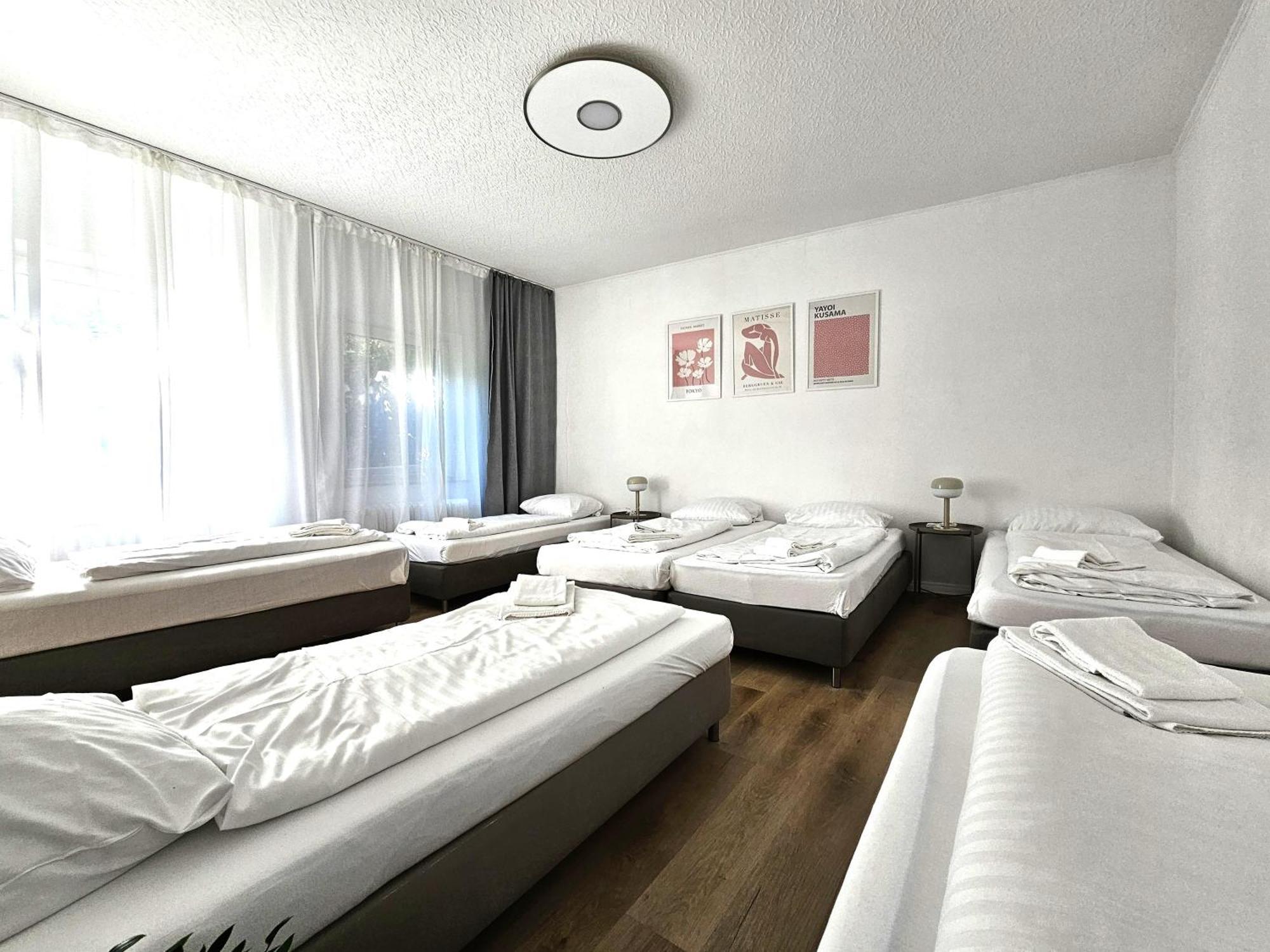 Spacious House Dusseldorf Phòng bức ảnh