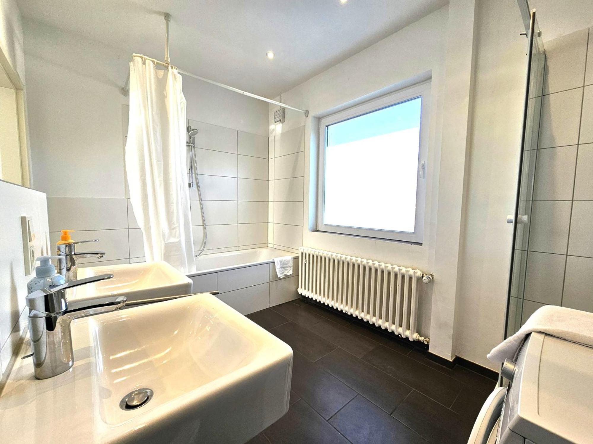 Spacious House Dusseldorf Ngoại thất bức ảnh